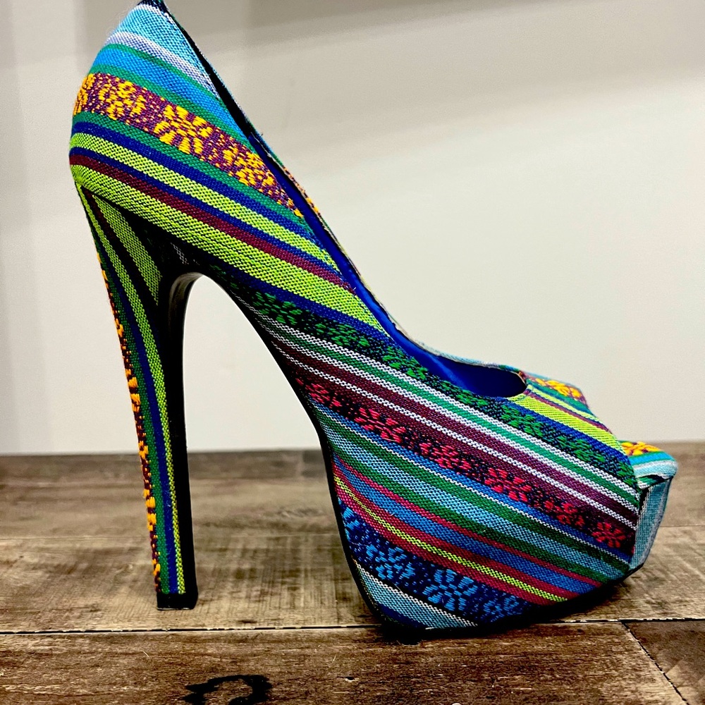 Beautiful Heels!!